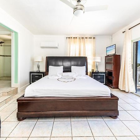 Waterside Home, Shaded Whirlpool Spa, Outdoor Dining, Smart Tv, Amazon Prime Five Cays Settlement 外观 照片